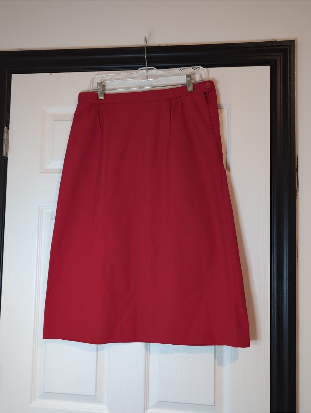 Size 16 vintage red Ms. Sero midi skirt